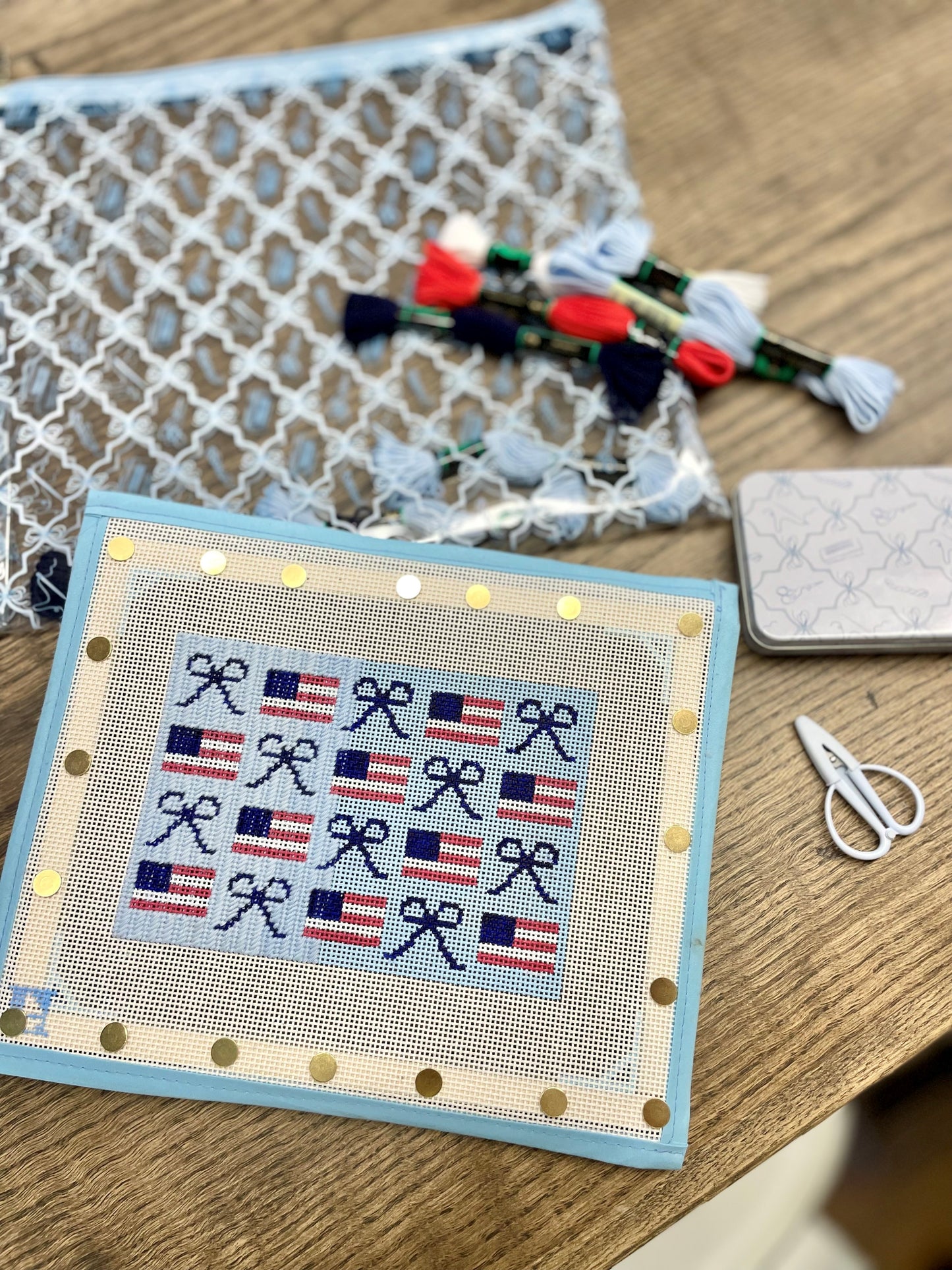 America Bows Panel