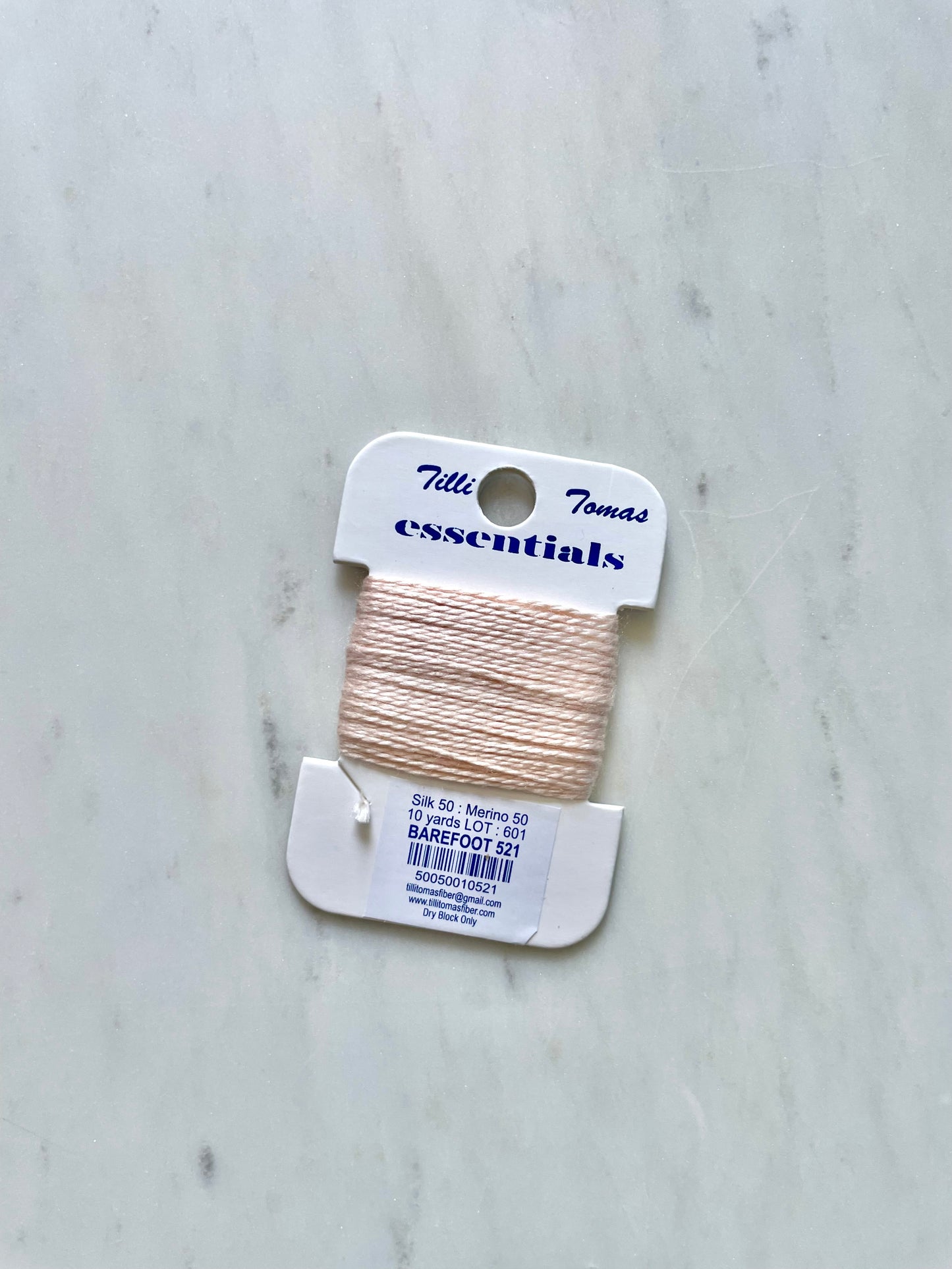 Essentials Card - Barefoot