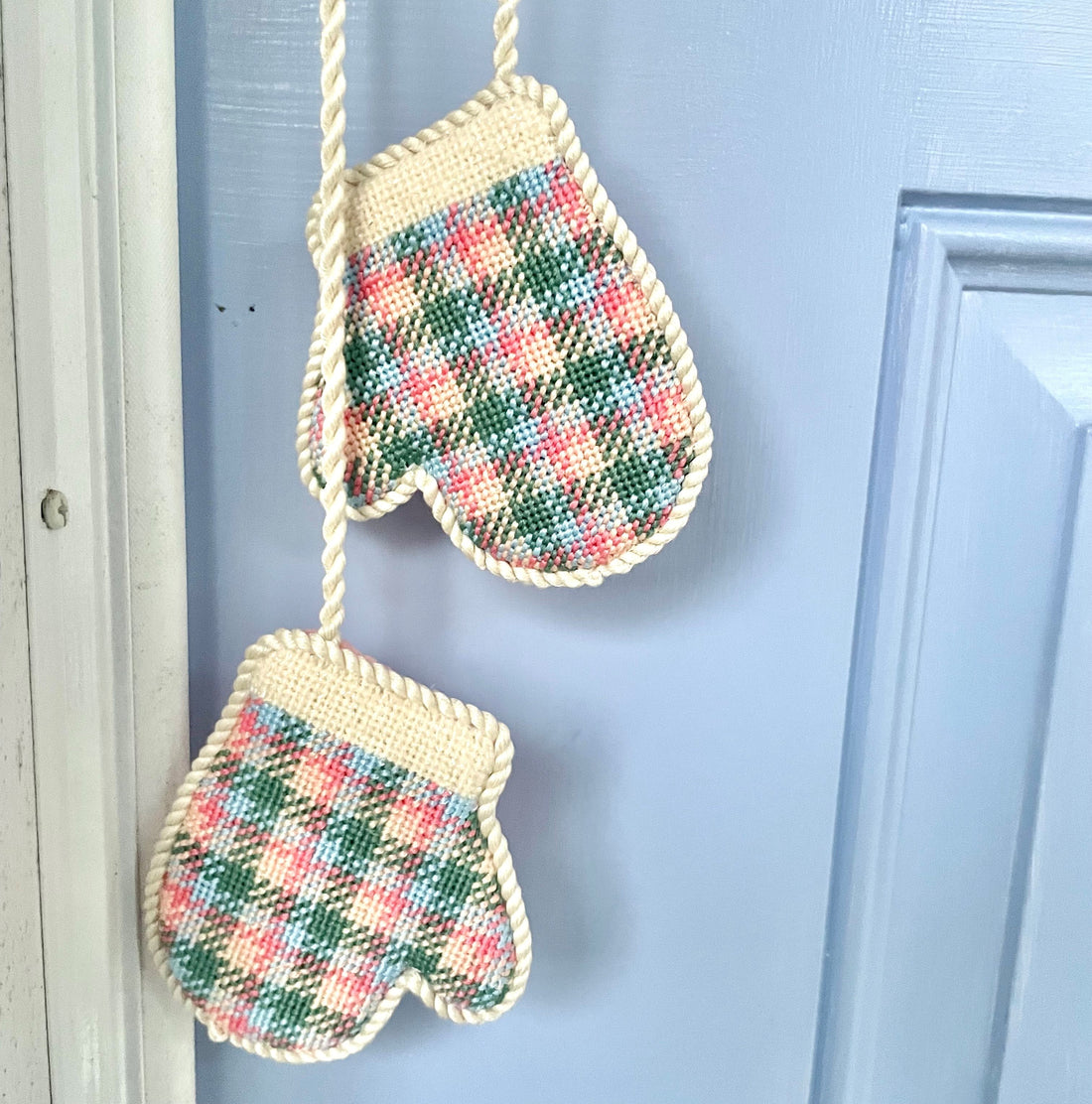 Thread & Finishing Recommendations: Pastel Plaid Mittens