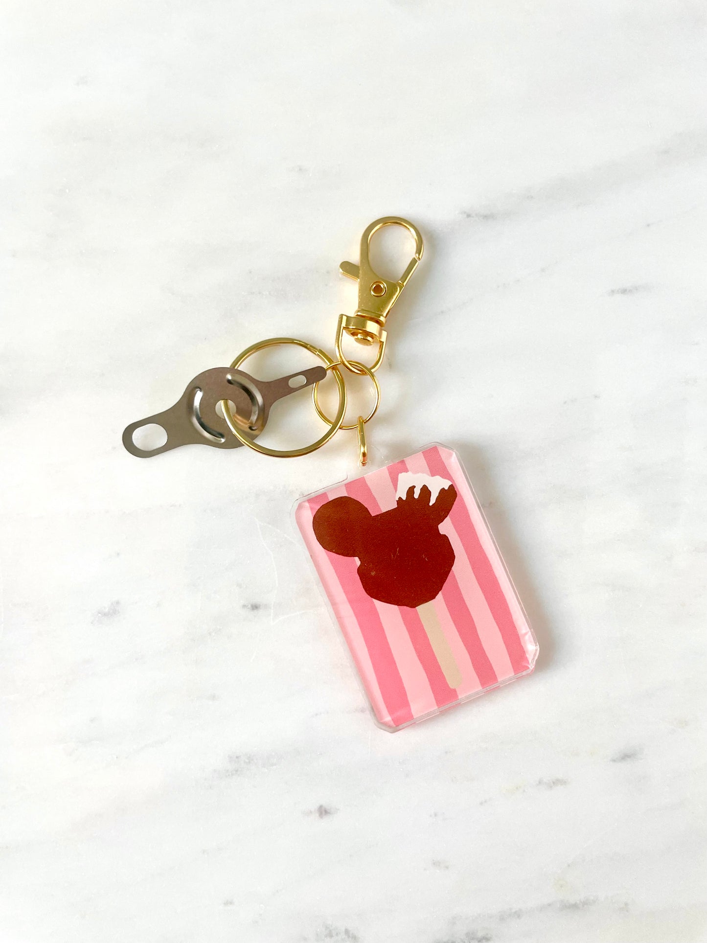 Mickey Bar Needle Threader