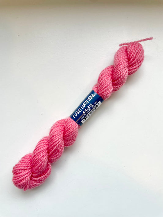 Planet Earth Wool Skein - Kiss